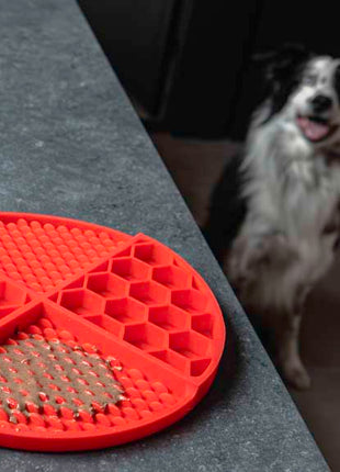 Eat Slow Live Longer Lick Mat Dimensions Circle Rood